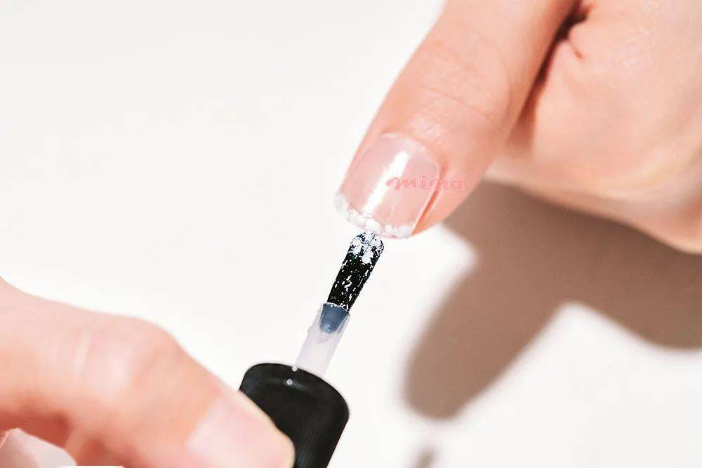 夏末|夏末时节 演绎极致的微色彩美甲