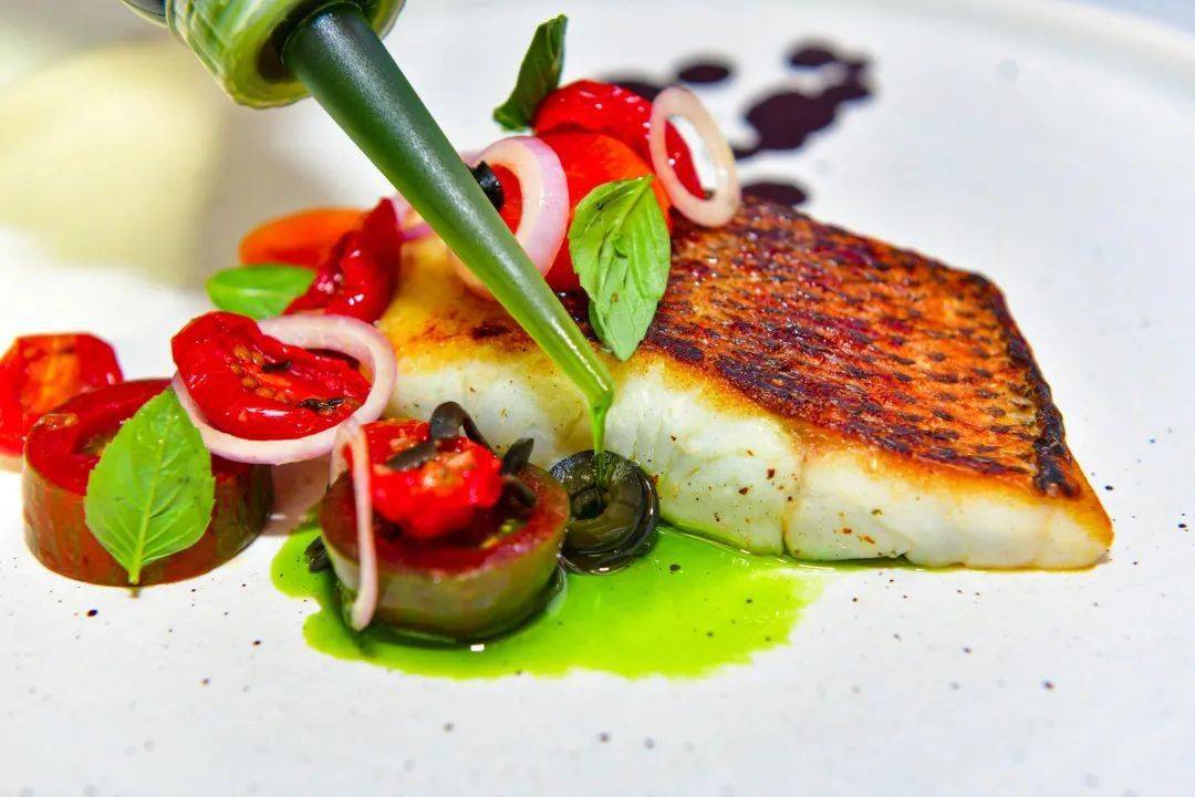 Bistro|【Alan’s Bistro】外滩｜浪漫法式餐厅！258元双人套餐！曾两度获评黑珍珠餐厅！进口食材！优质服务！闹中取静的舒适环境