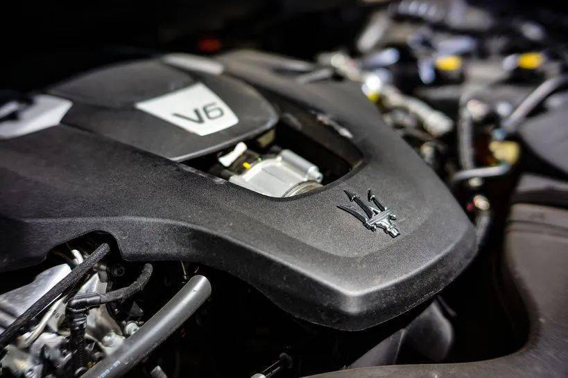 杰尼亚|男人爱性能，女人更爱奢侈品，霸道总裁最懂你心