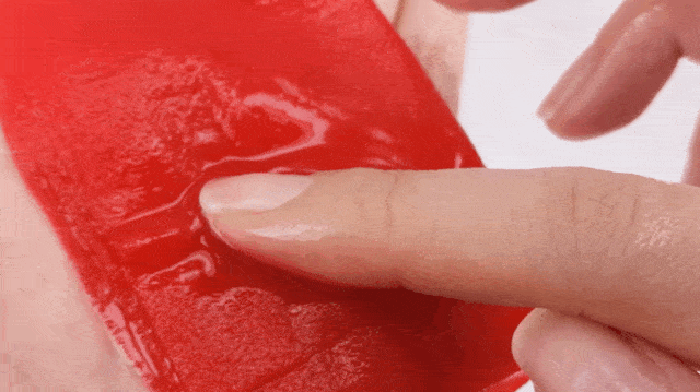 肌肤|还在敷“过气面膜”？！这款不到40元的爆款面膜让你换季肌肤都能水水润润！