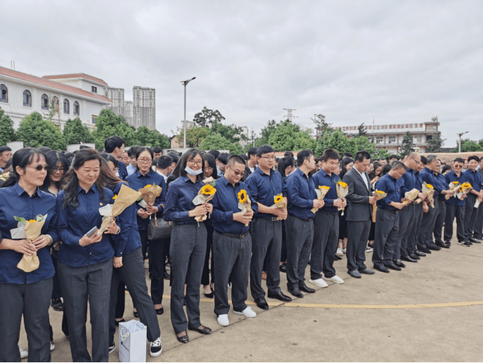 信息来源:官渡区职业高级中学 返回搜             责任编辑