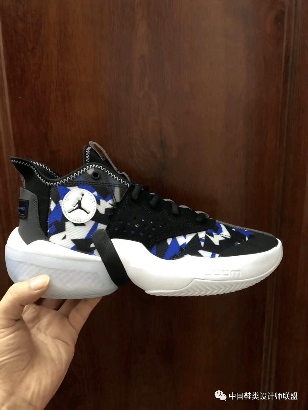 品牌|鞋图丨这么多品牌特步款式让人眼前一亮