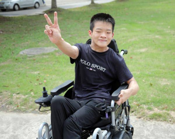 19岁|姚俊鹏，报到入学！