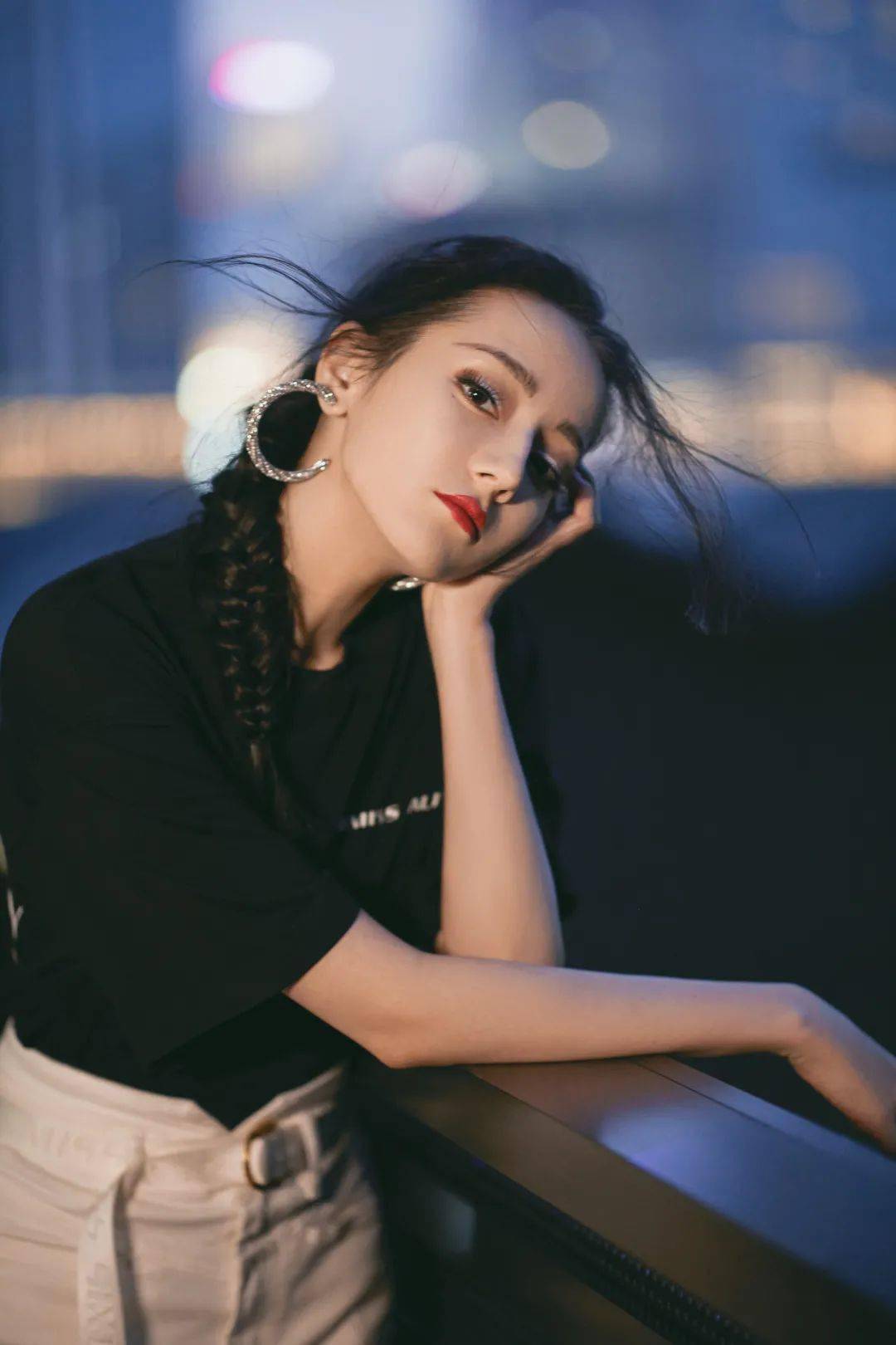 造型|百变头发造型,带你走进不同场所