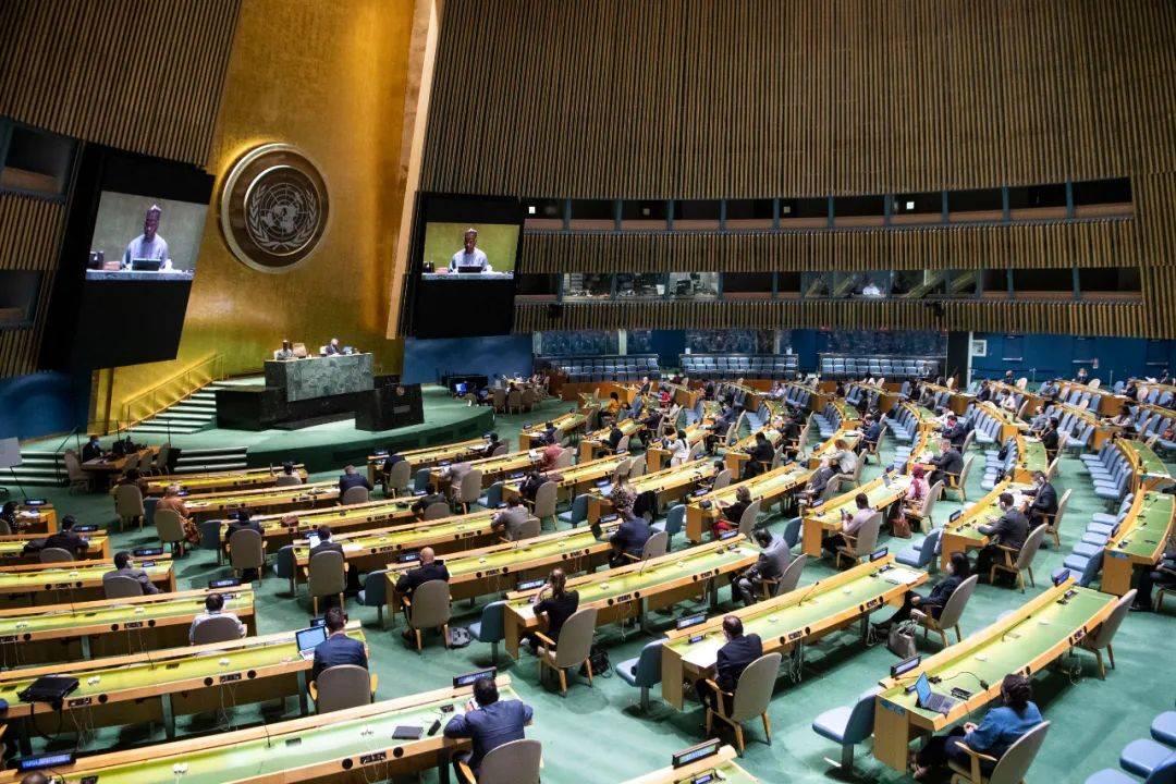 这是9月11日在位于纽约的联合国总部拍摄的联合国大会全体会议现场.