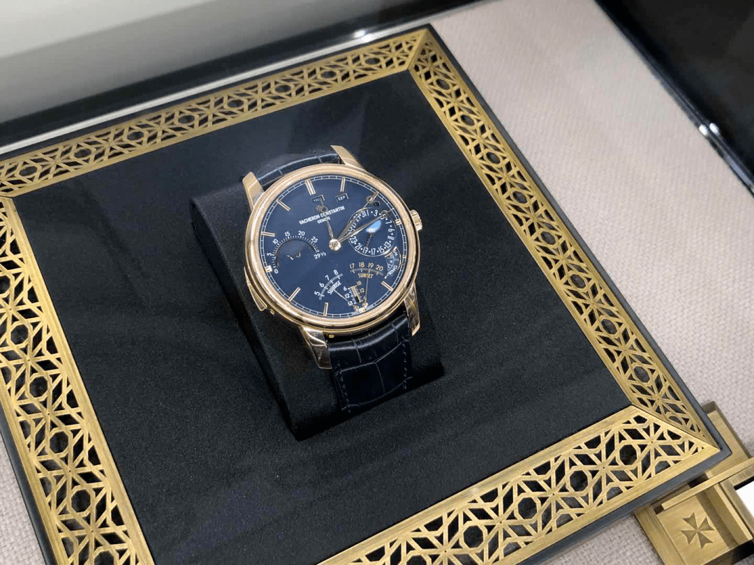 4月|戳进来 | 1725万的表，戴上之后我飘了