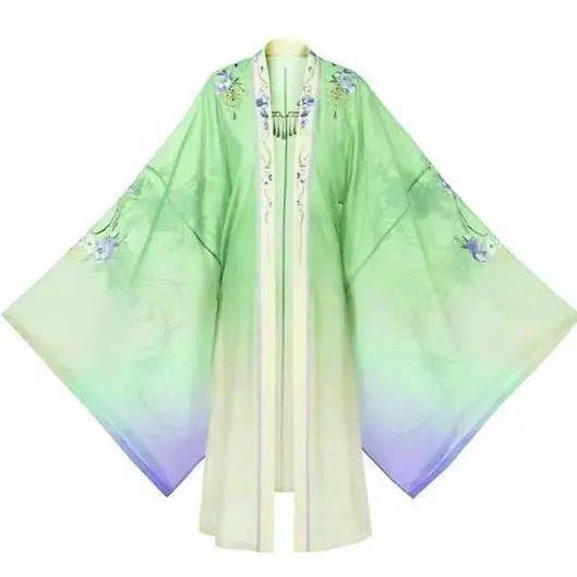传统|着汉服一秒“穿越” 古风中秋别有意境