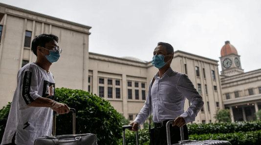 6个月|6个月后,这一幕太催泪了!援汉安徽医生为儿子拍了张照片