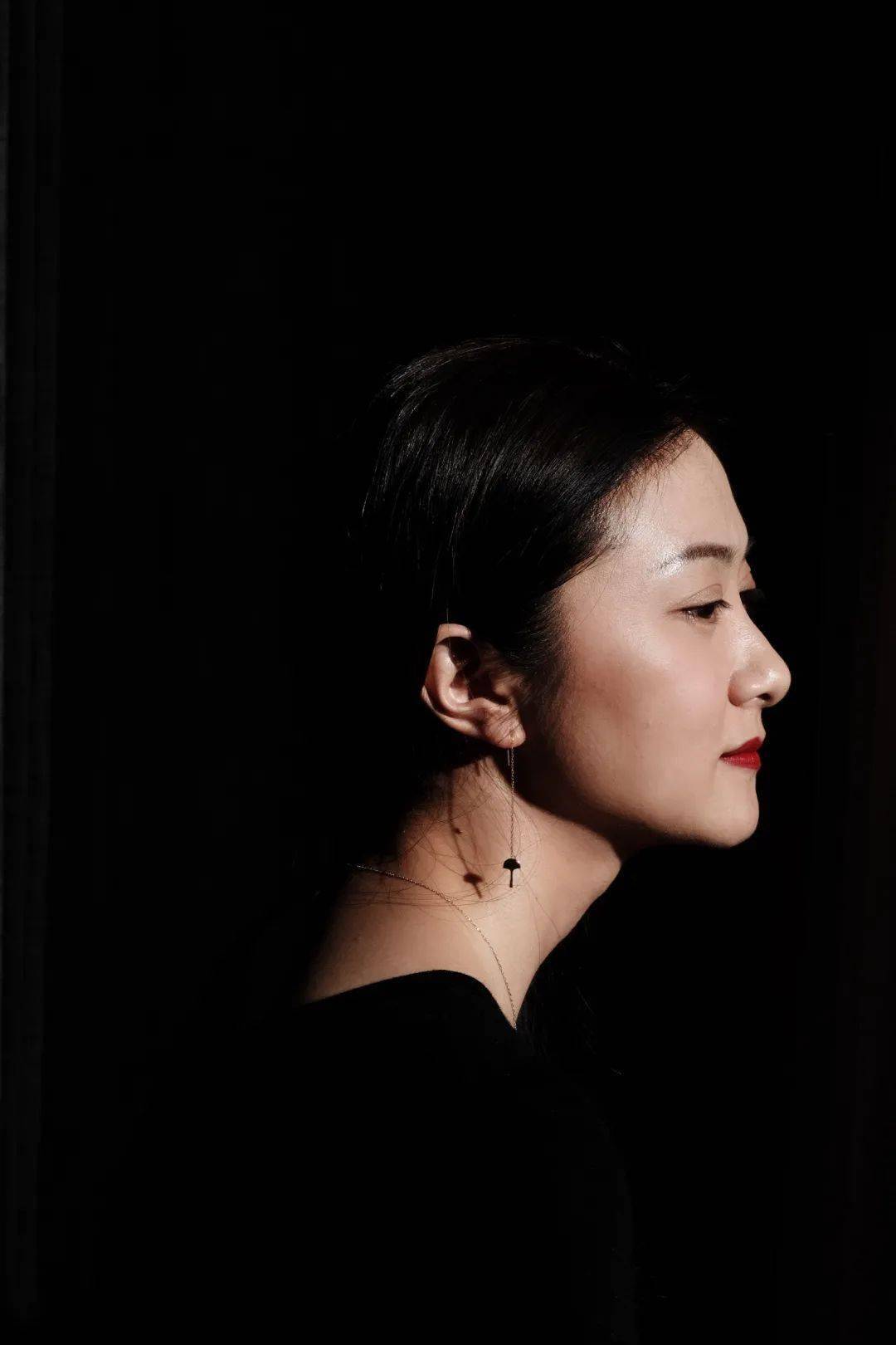 如何变成一个女人 59c250e7545840b995ae133d34a8958e.jpeg