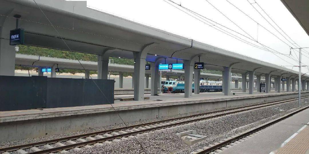 高铁火车视频高清内部 63addf5cf8784849b25c46eab2e83c3f.jpeg