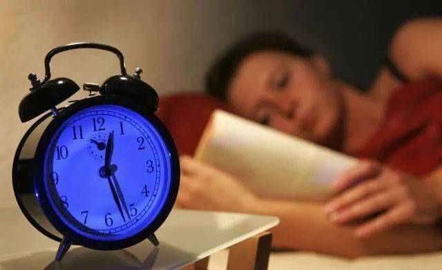 长期熬夜怎么办 39a67b855ca5447f9b824a4fc7b20b0e.jpeg