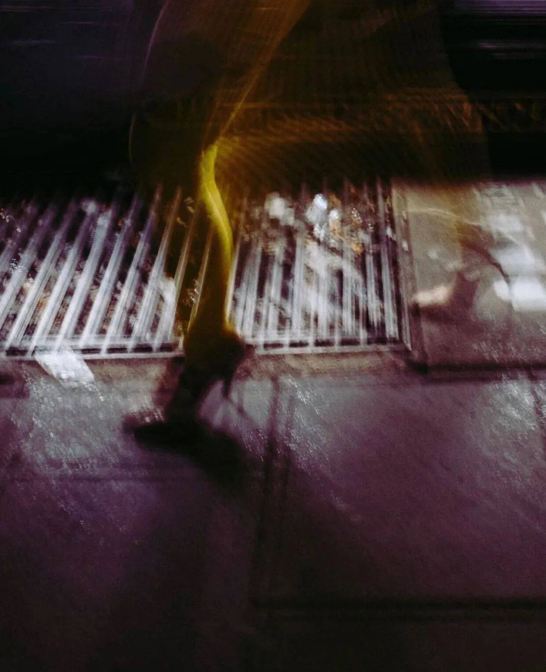 高跟鞋|100张大师镜头下危险迷人的高跟鞋