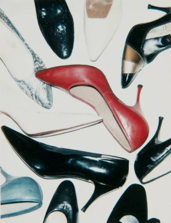 高跟鞋|100张大师镜头下危险迷人的高跟鞋