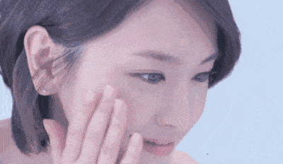 鲜肉|49岁闫妮“换脸”后爆红,还和当红小鲜肉谈起了恋爱,网友:全是装的!