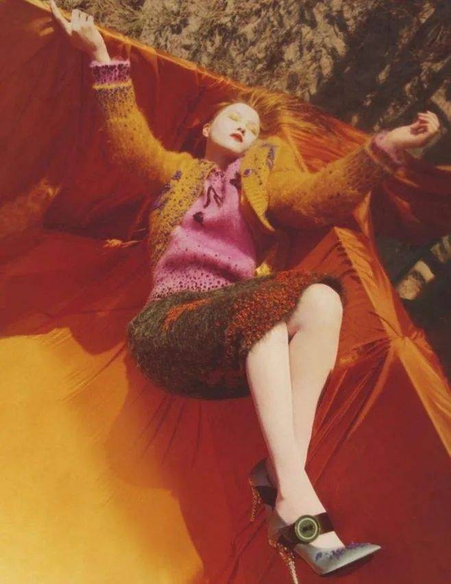 高跟鞋|100张大师镜头下危险迷人的高跟鞋