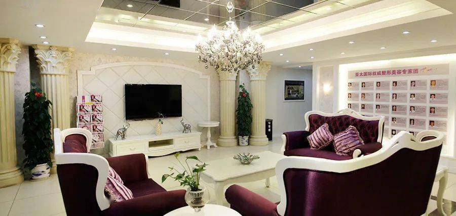 小气泡|花9块钱在福州这家店做了医美,做完就后悔了!