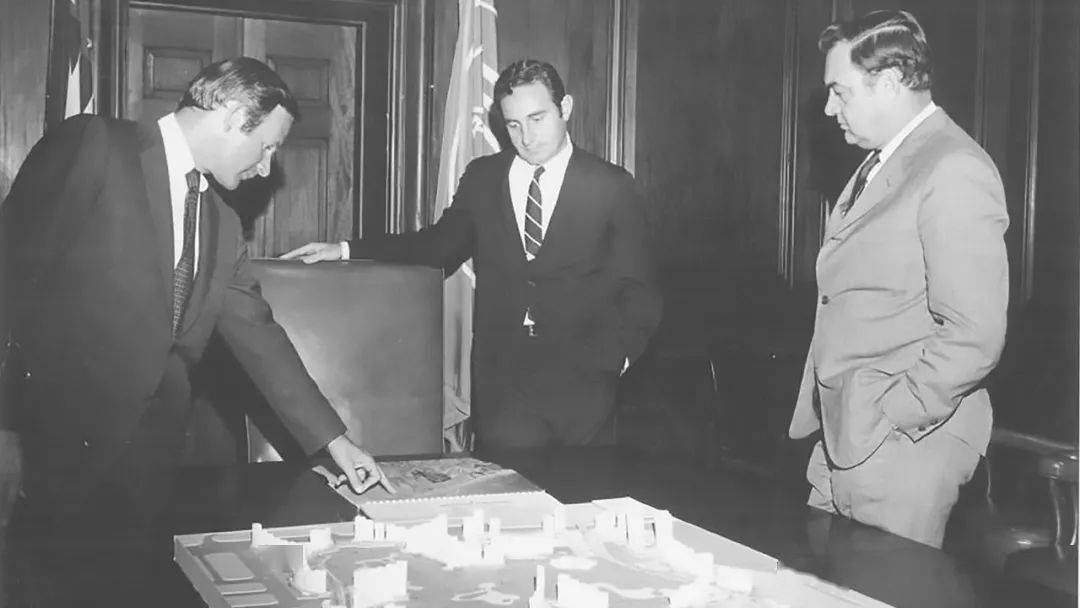 方式|格温妮丝·帕特洛婚内出轨的旧情，牵出乌玛·瑟曼未婚生女的心酸往事