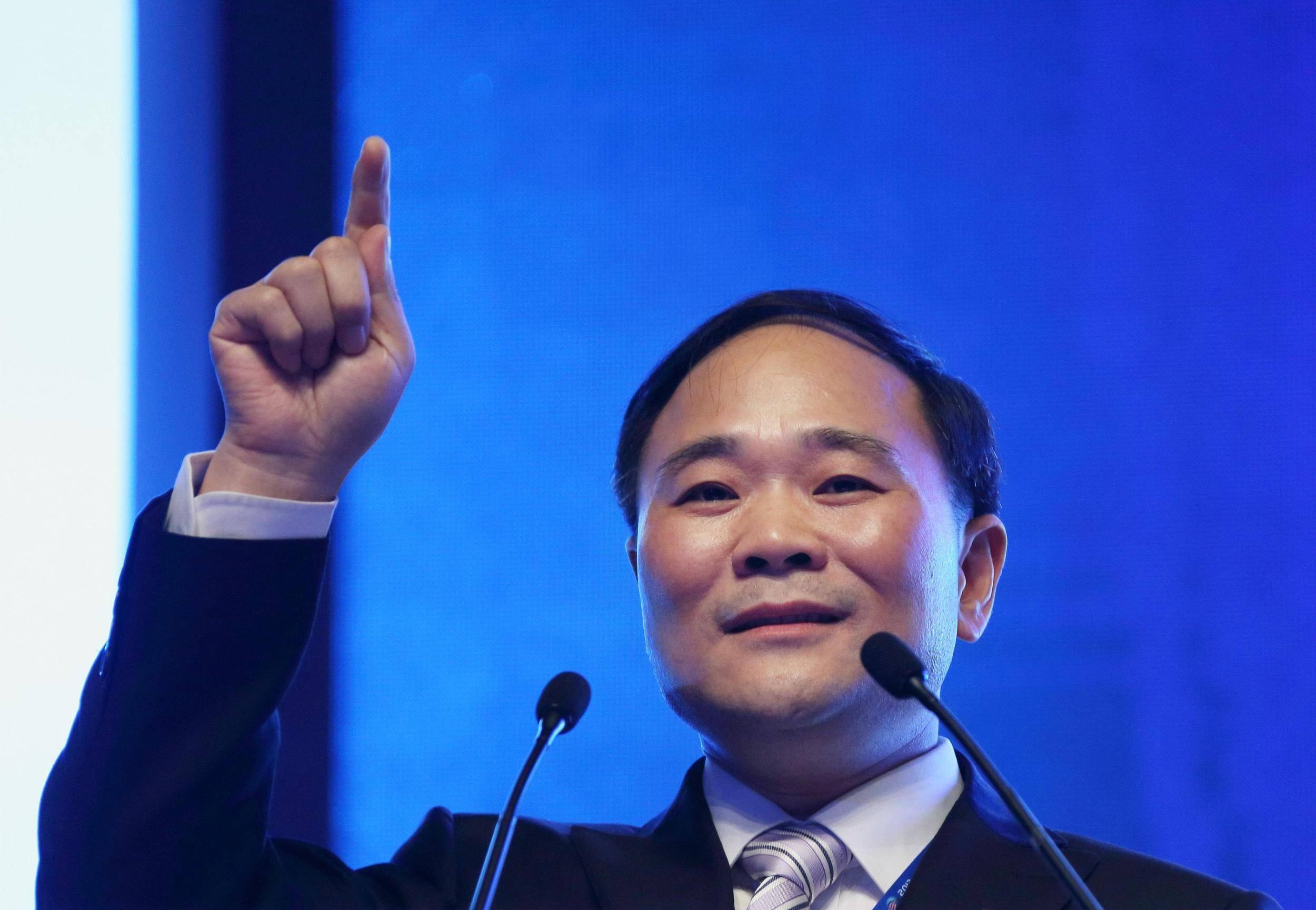 星马|股份转让完成，李书福成华菱星马实控人