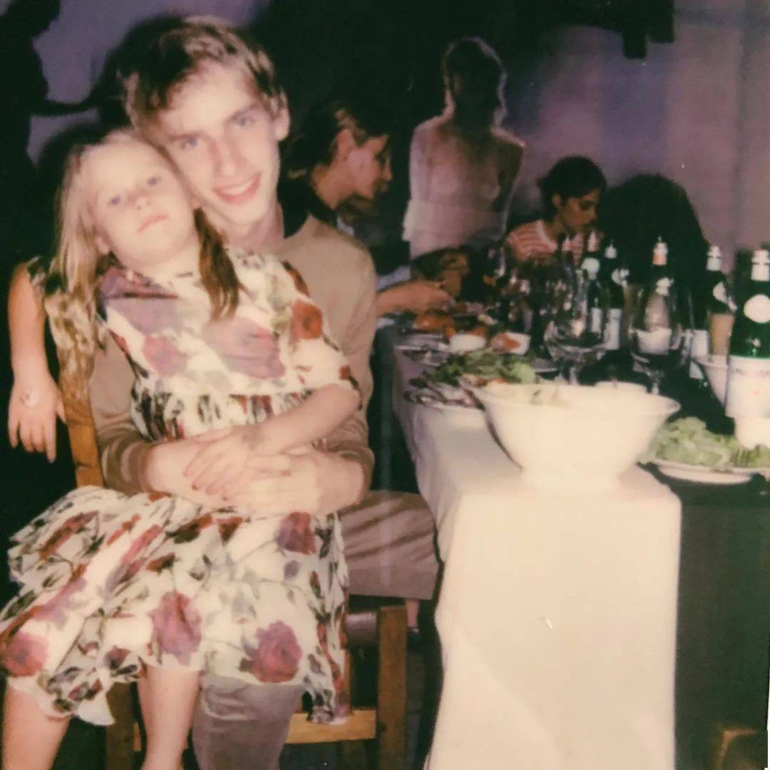 方式|格温妮丝·帕特洛婚内出轨的旧情，牵出乌玛·瑟曼未婚生女的心酸往事