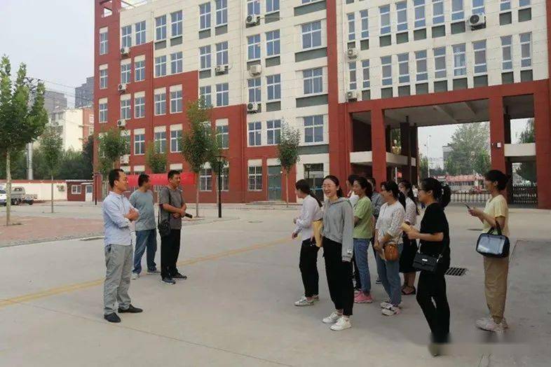 进一步加强校际间教研活动的开展,促进教师的专业成长,阳谷县嘉和城