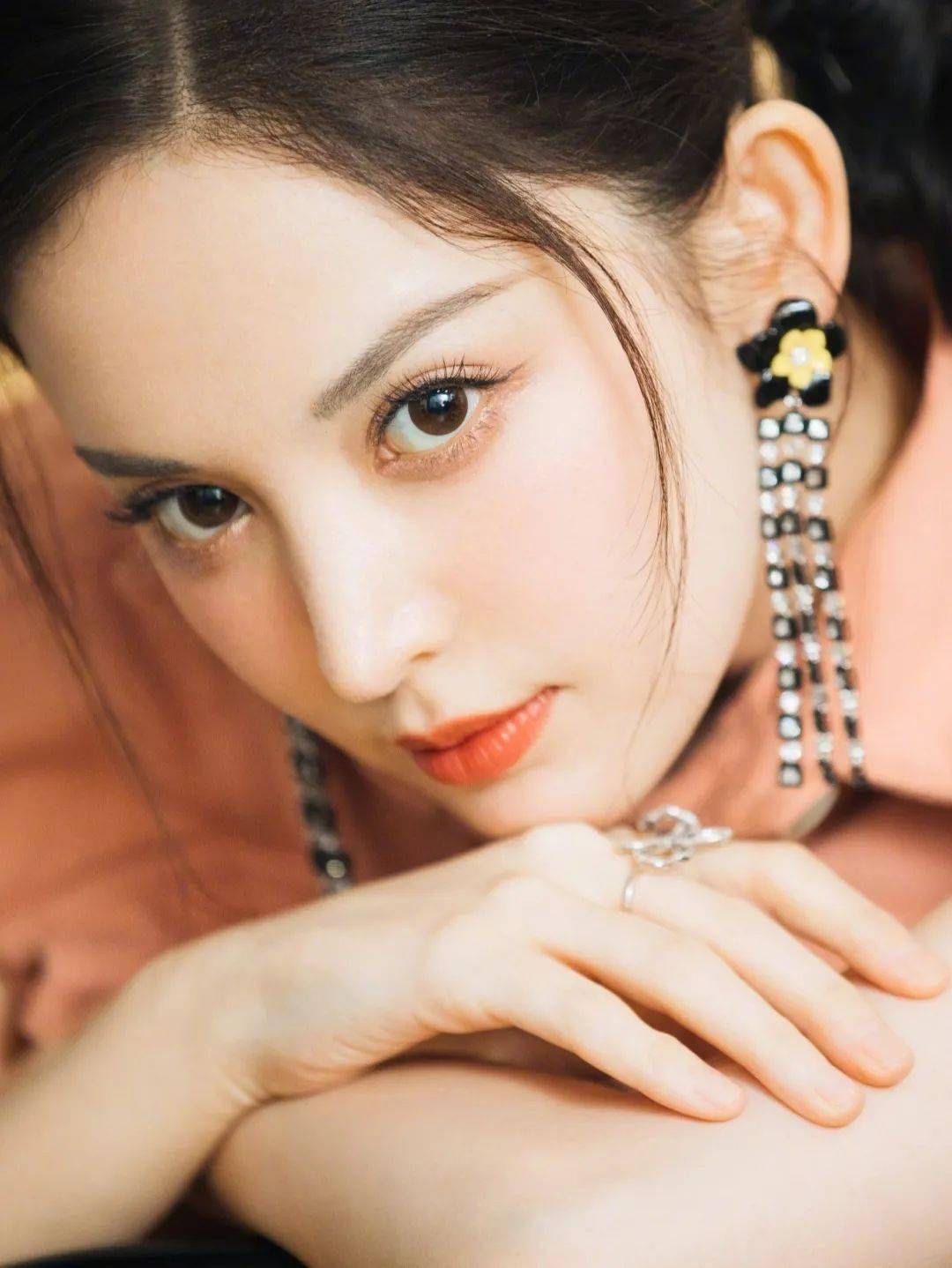 双眼皮|为什么“整容脸”女孩,更受直男欢迎?