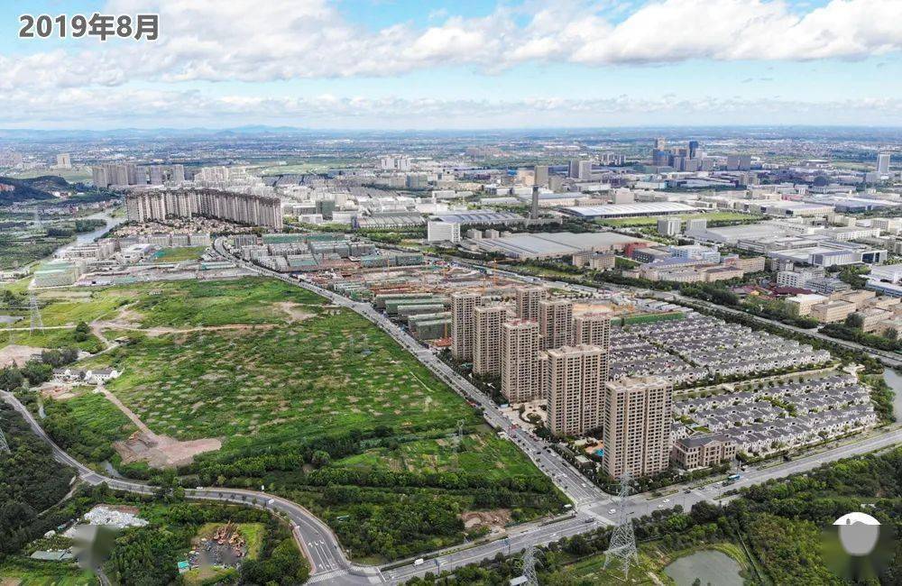 奥莱全面开工学校投入使用超山脚下的城市界面华丽蜕变中明年此时绽放