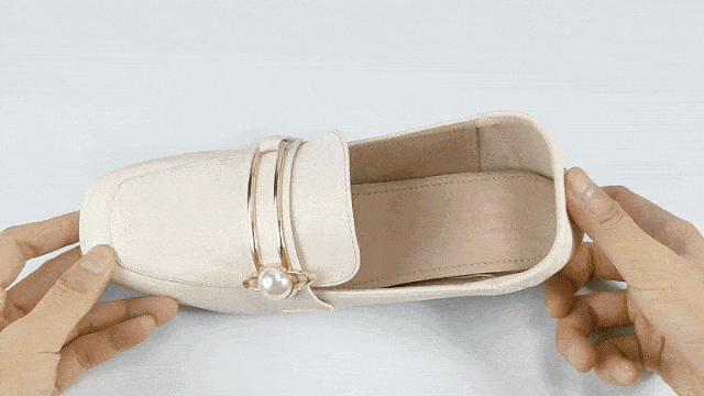 上流社会|女明星轻松入秋,必备乐福鞋,穿上一秒变“上流社会”!