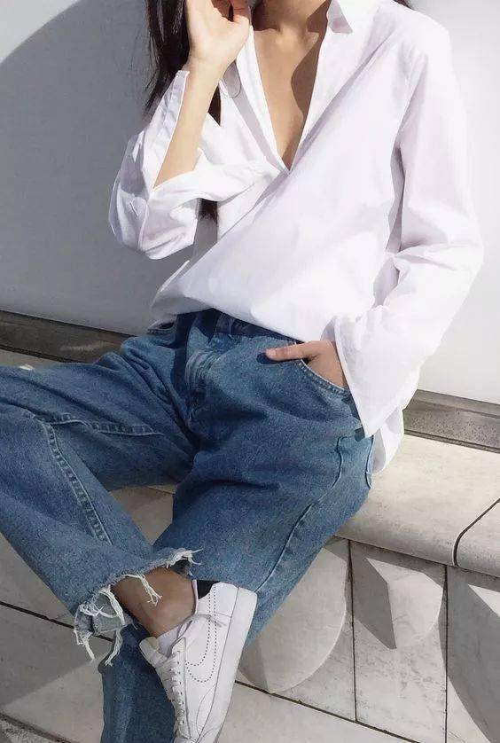 衣服|我减少了买衣服的次数，却穿的越来越好看了！