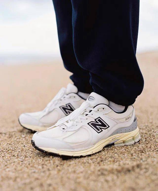 品牌|这波联名款的衣服,可以防病毒。