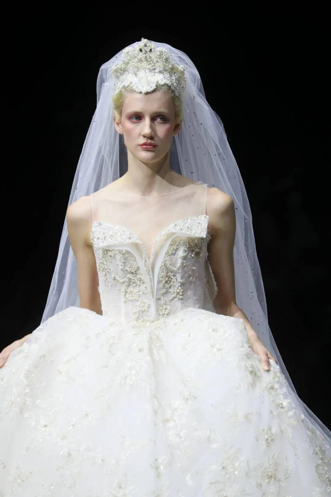 大连|久等了！婚纱大秀登场！