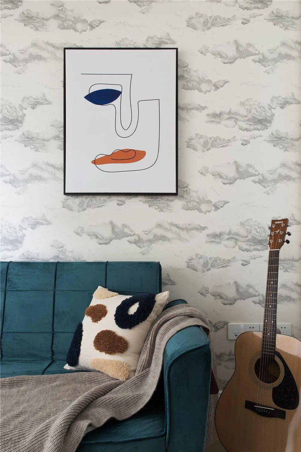 照片|显穷大白墙+网红装饰画=悲剧！