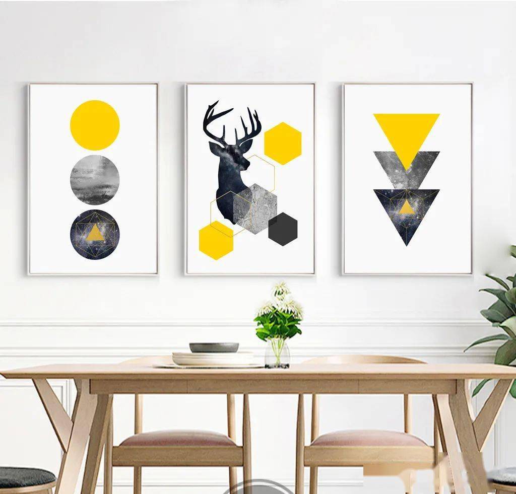 照片|显穷大白墙+网红装饰画=悲剧！