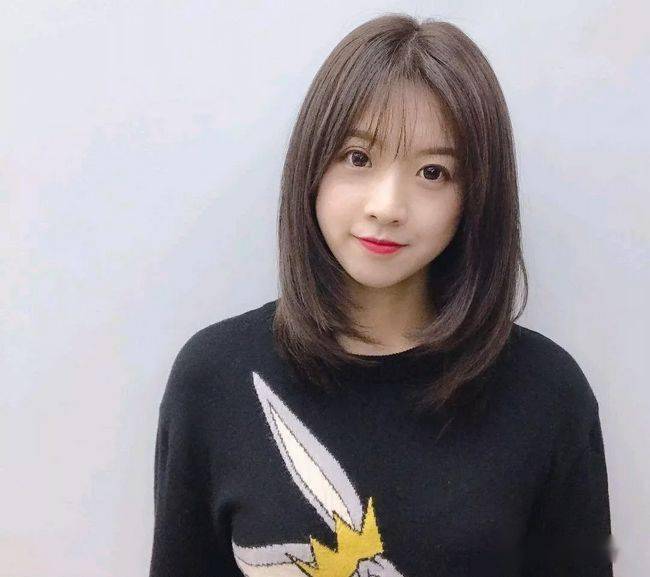 “ayx官方网站”
2020最新盛行“不长不短”发型(图18) “ayx官方网站”
2020最新盛行“不长不短”发型(图18)