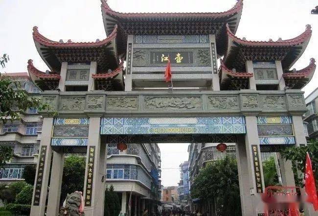 金峰镇人口_金峰镇派出所所长图片