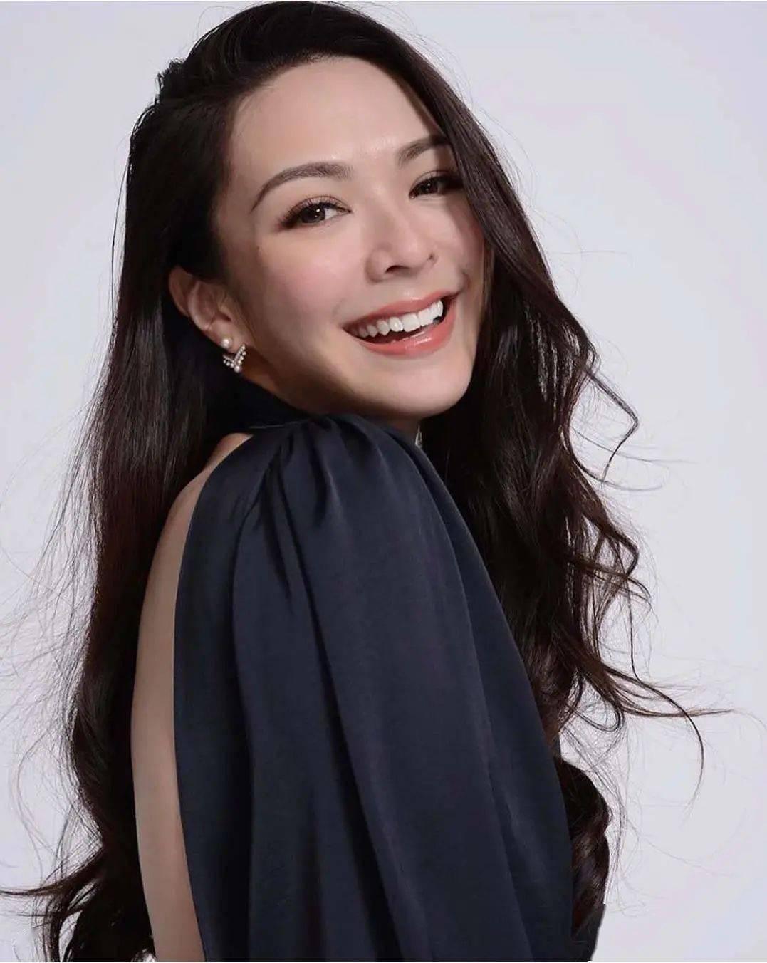 大台|JW挥低一姐做女主？敖嘉年回巢做男一，呢个配搭几新奇？