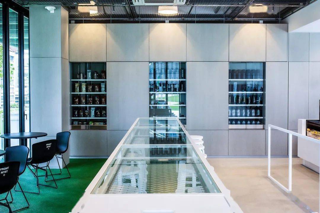 logo|原来星巴克不止卖咖啡，还做了好多联名！！