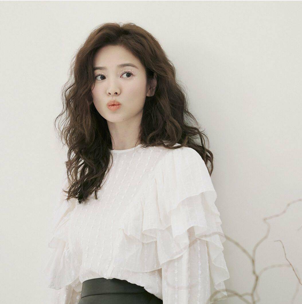 脸型|秋季必烫的4款「小卷发」!根据脸型选发型,显脸小显发量!!