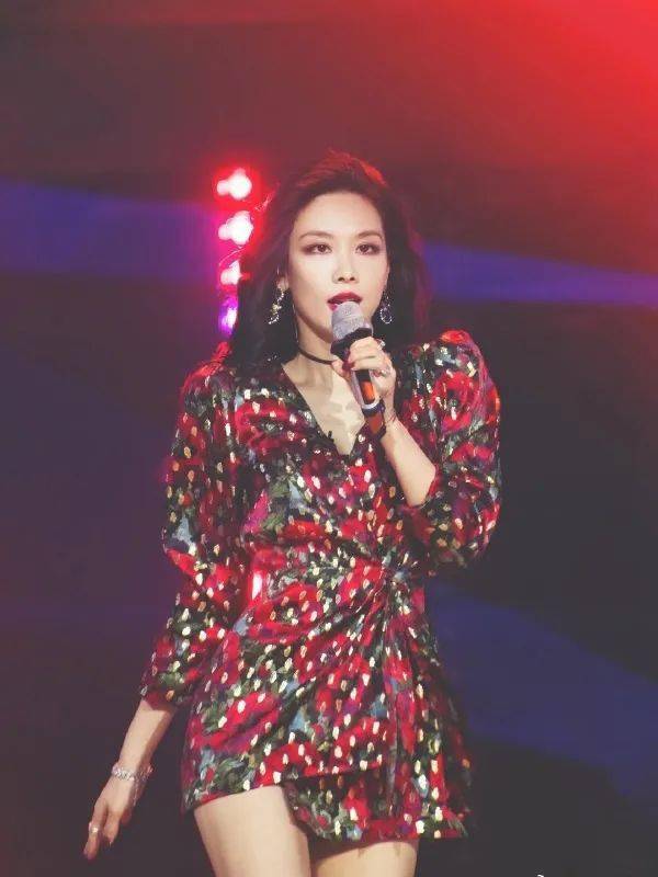 印象|对卡姿兰的印象还停留在“大眼睛”?那你就大错特错了!