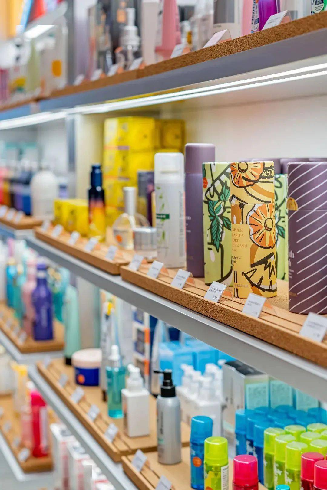 美甲|H.E.A.T喜燃强势“登陆”云门!3件7折、满399减100还送千元礼盒!