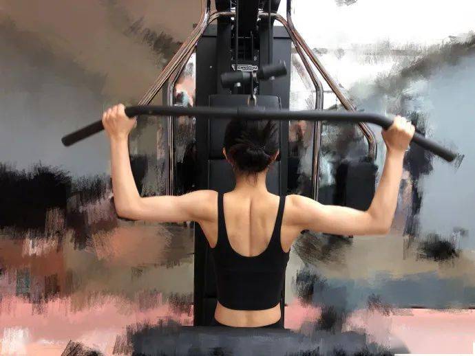 图片|和孙莉一样练舞，能拥有她的美背吗？