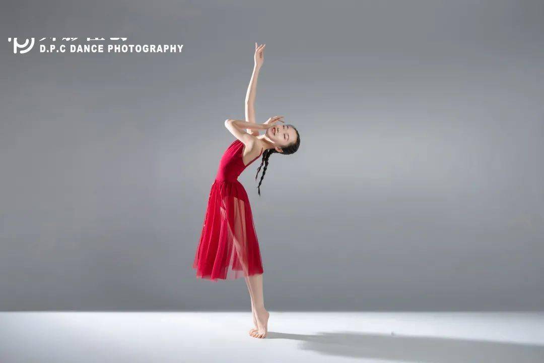 舞影人像舞蹈生专属个人形象照套系首站西安建筑科技大学华清学院