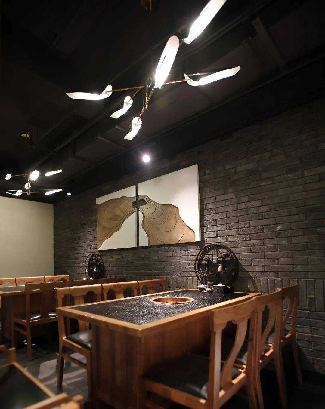新中式火锅店,大而不空、厚而不重的设计!-搜狐大视野-搜狐新闻