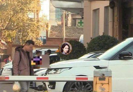 皮肤|翻红女星这都几年没接戏了，还敢这么浪呢？