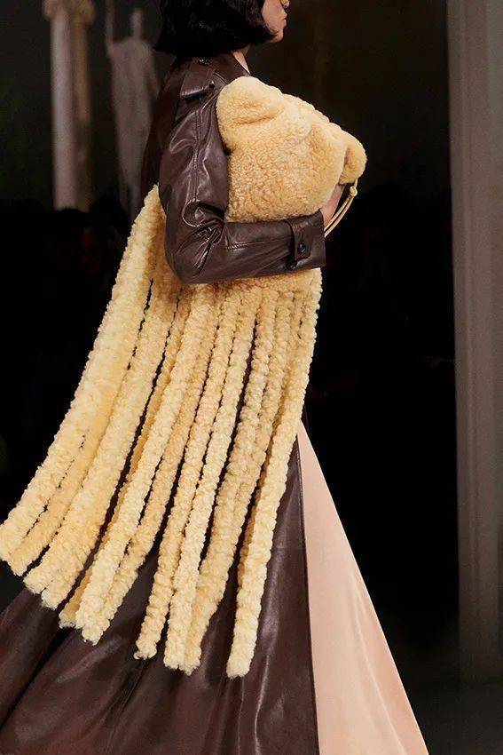 Veneta|Bottega Veneta | 得体地赶时髦