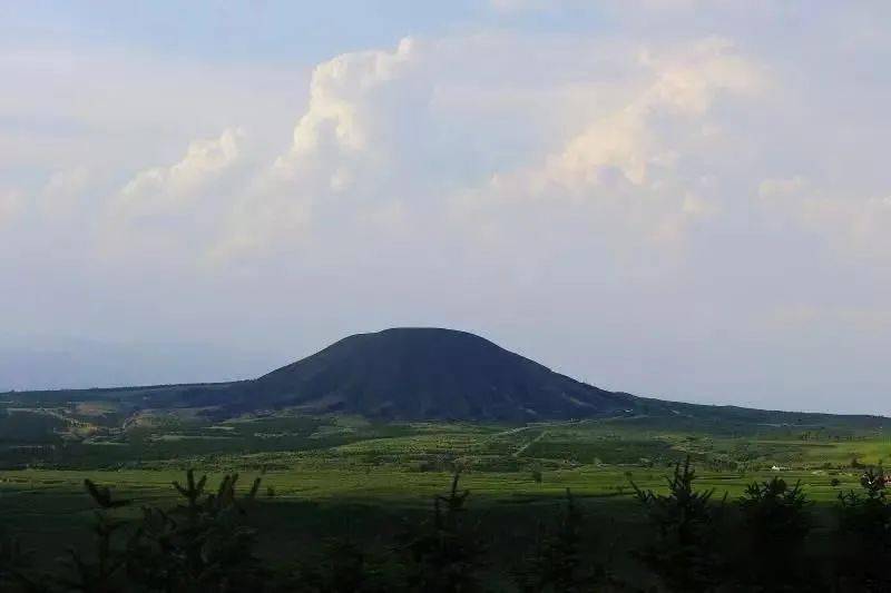 成语什么火山_成语故事图片(2)