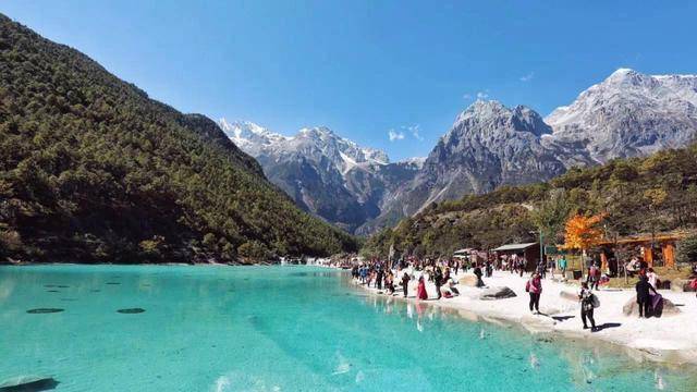 旅游自驾游还是跟团游优惠 6014df4f5b0943e3be08868ee7b820c9.jpeg