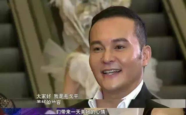 李佳琦|一次「换头」13亿人围观：比李佳琦更讨女人欢心的男人来了