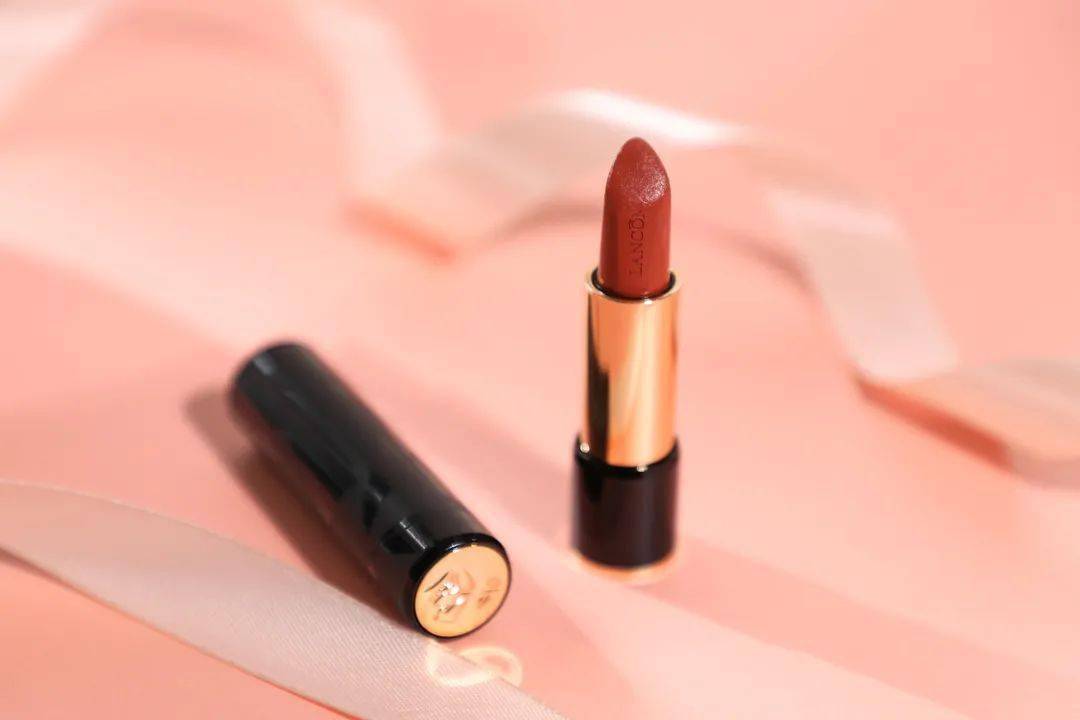 口红|黄皮别再跟风了,网红色都是骗人的!