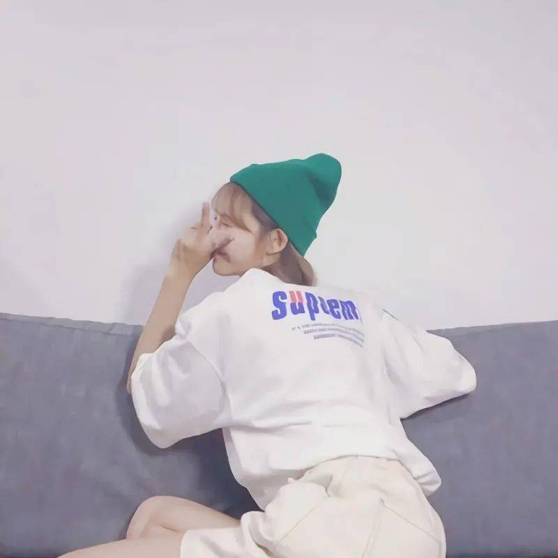 快乐每一天的图片美女 e7082516b94942099de439c6409f671d.jpeg