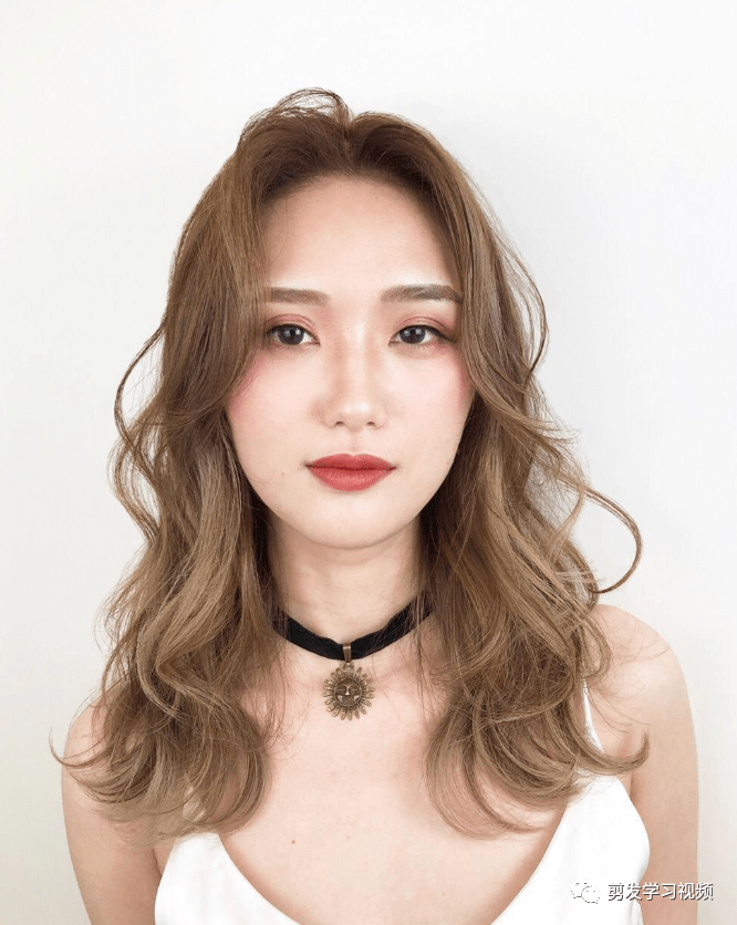 秋天烫发型精选35款